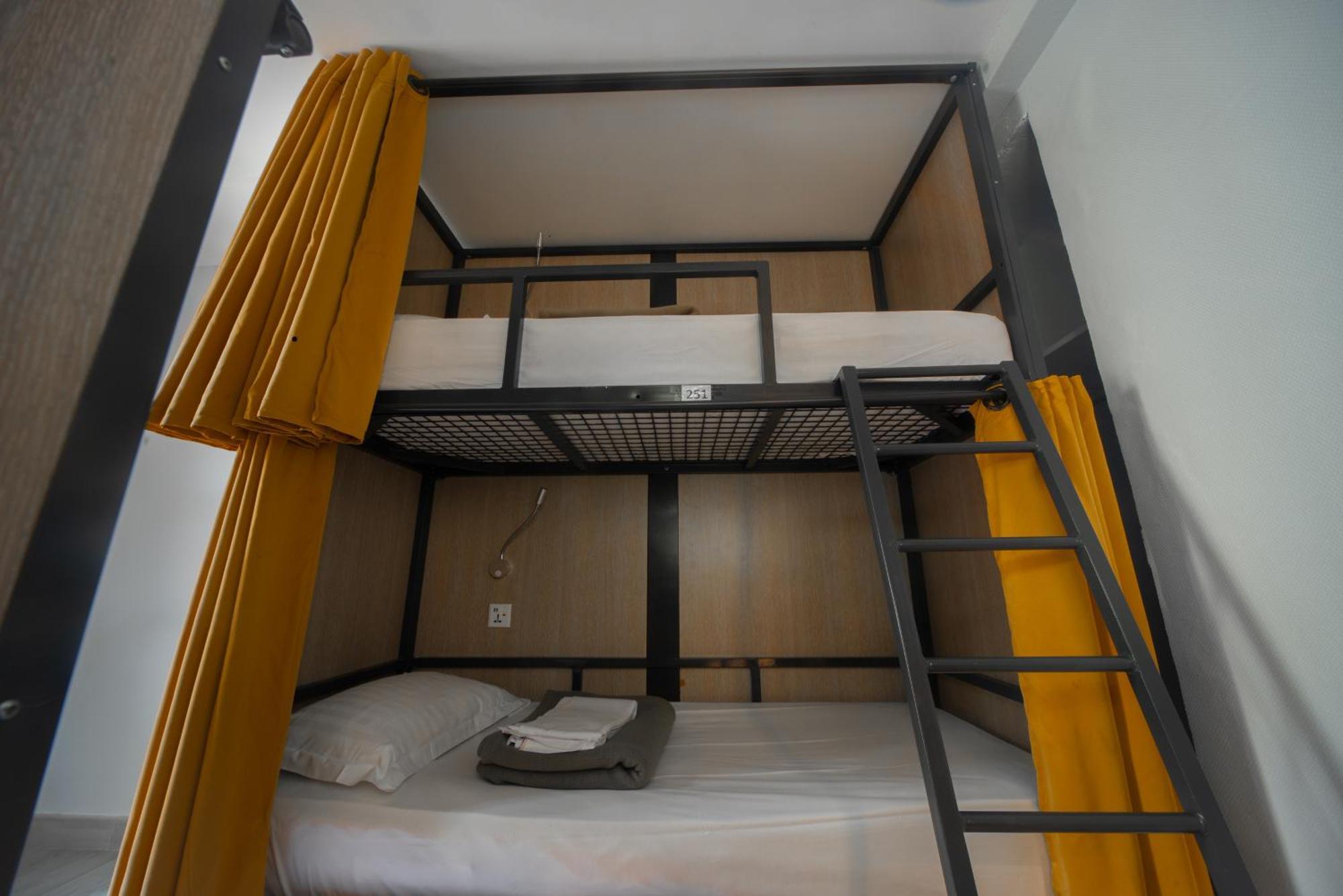 City Inn Paris Hostal